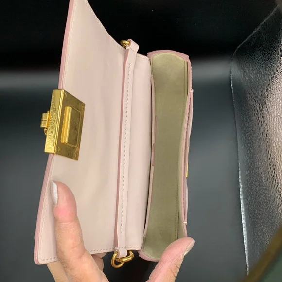 Authentic Givenchy Goatskin Quilted GV3 Mini Pocket Convertible Bag Pink - Picture 6 of 8